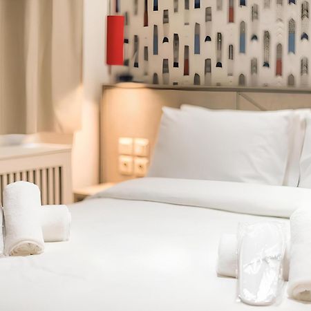 Int13 Via De Filippi Hotel Олбия Екстериор снимка