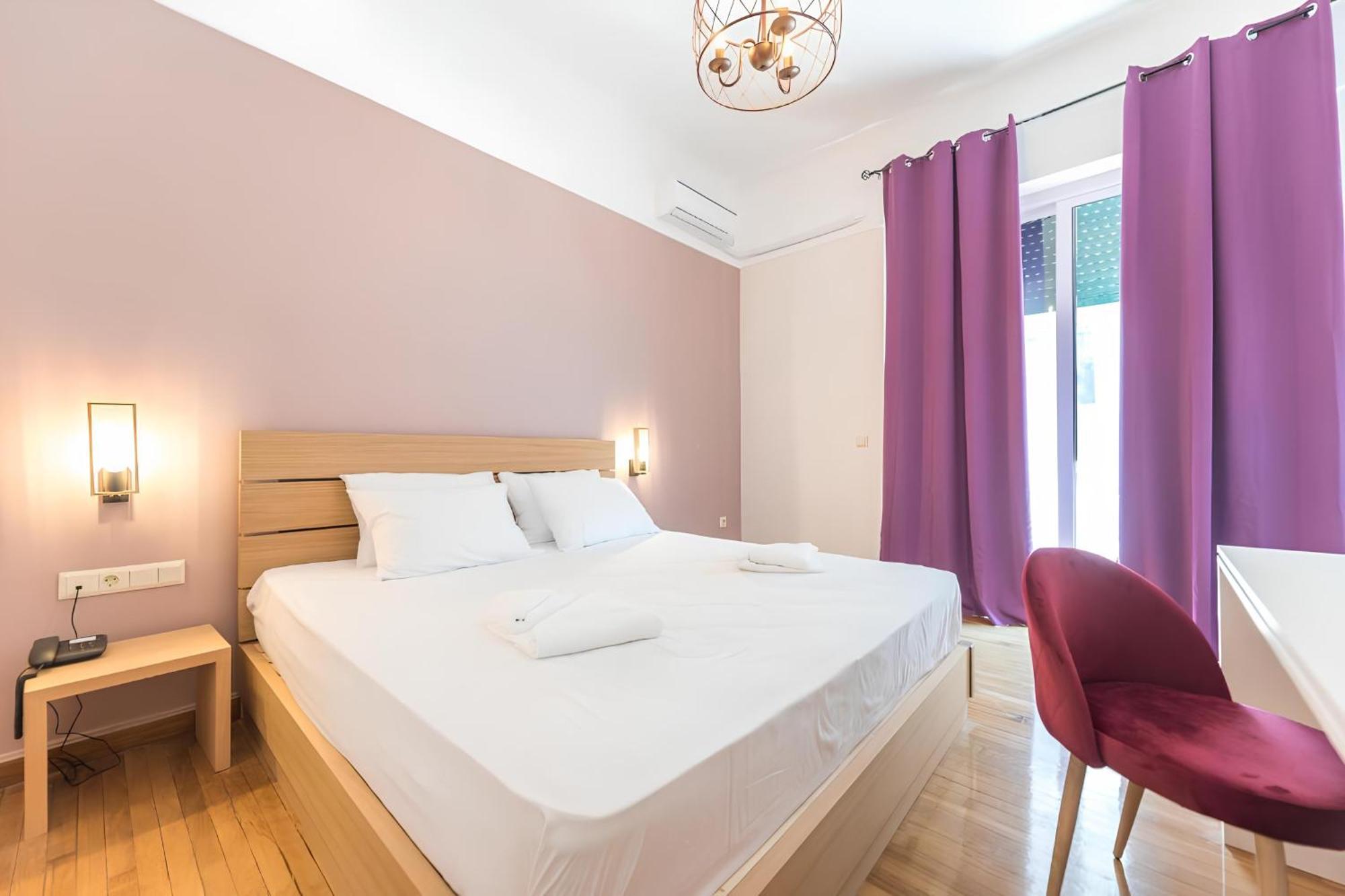 Int13 Via De Filippi Hotel Олбия Екстериор снимка